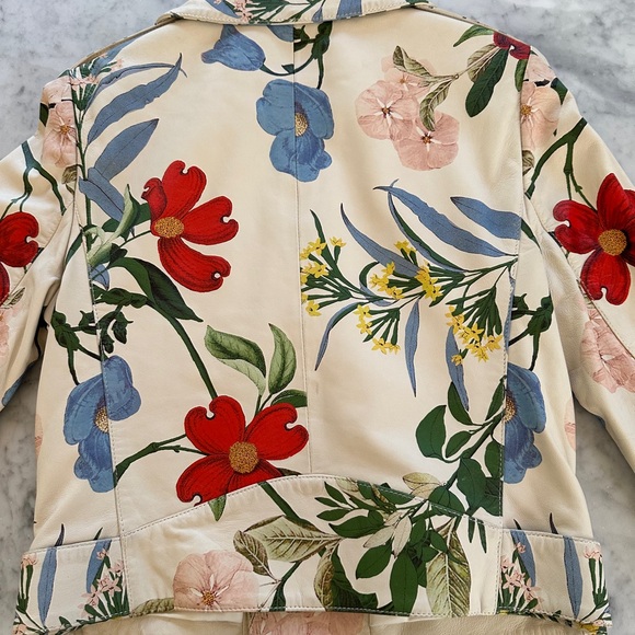 Alice + Olivia Red and Green Floral Biker Jacket - Picture 4 of 16
